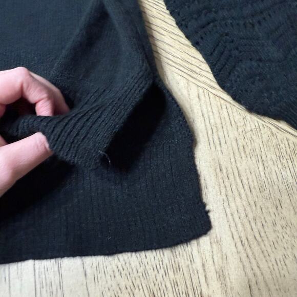 Christian Siriano Black Puff‎ Sleeve Sweater Large - Picture 8 of 9